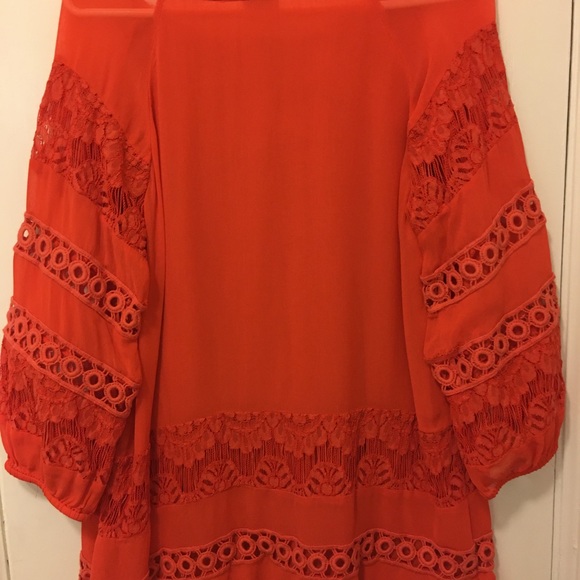 Blouse - Picture 2 of 2